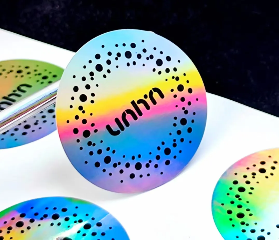 Holographische Laseraufkleber: Erstellen eines coolen neuen Trends in holographischen Etiketten