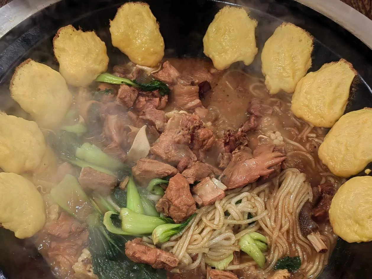 Manager Men bietet den Strebenden zusätzliche Mahlzeiten an