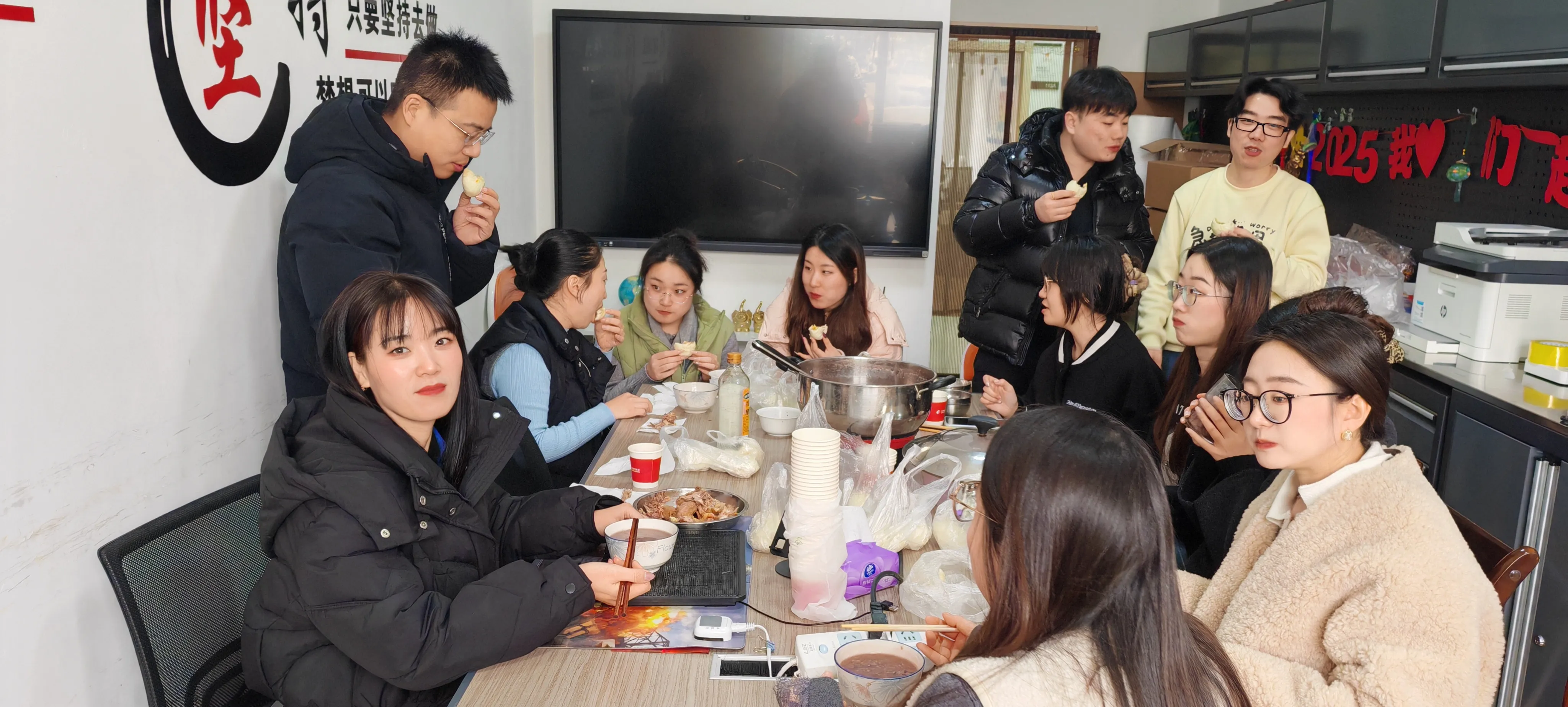 Ein Hauch von Tradition und herzlichen Wünschen bei JOJO Pack