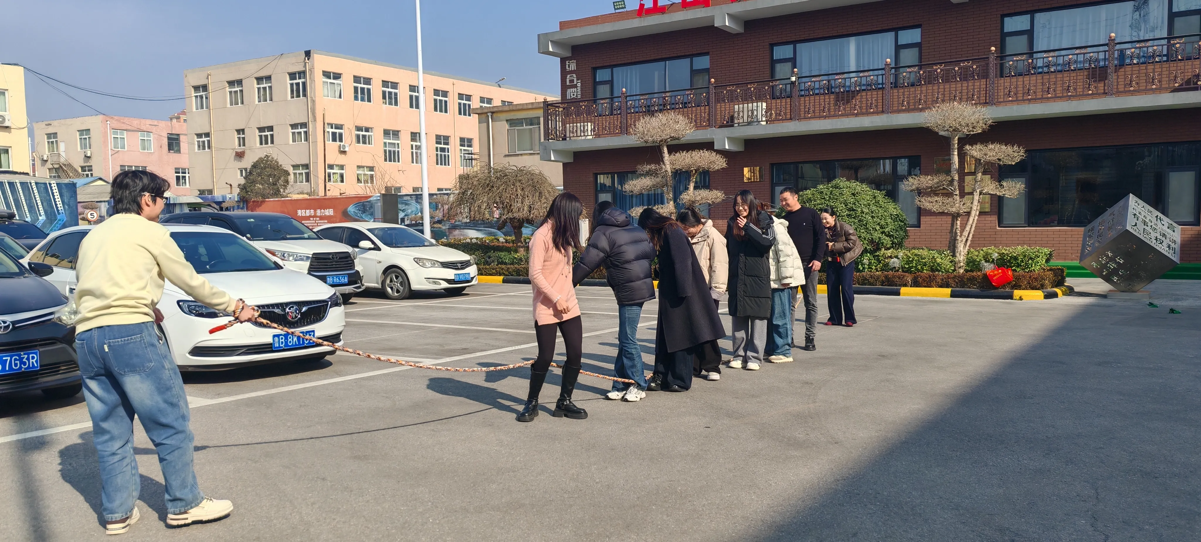 Der Teamgeist steigt im JOJO Pack