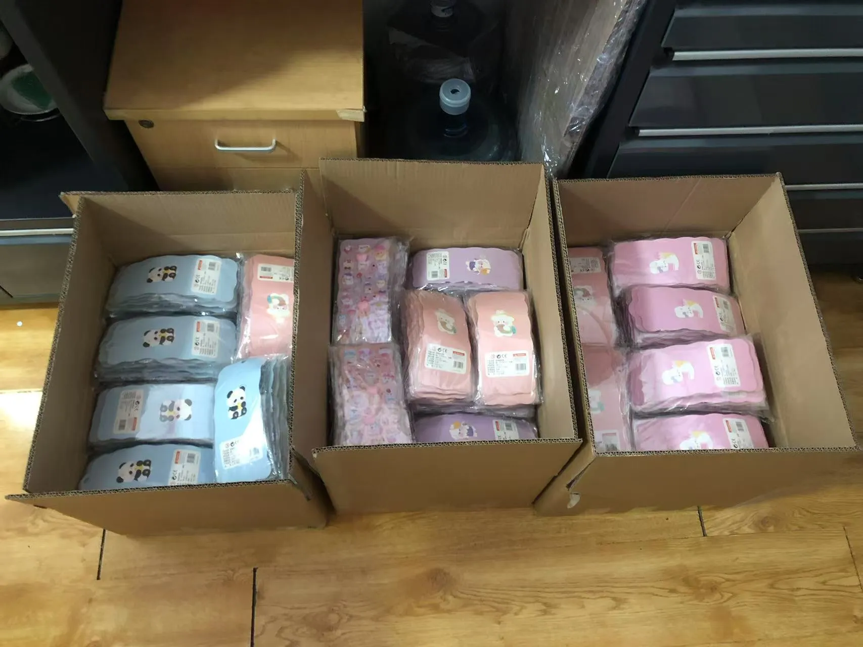 Mögen Sie zusammendrückbare Aufkleber in Po-Form?